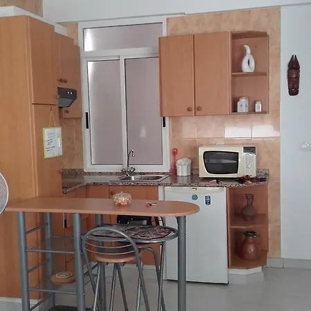 Studio Av. De A Coruna *