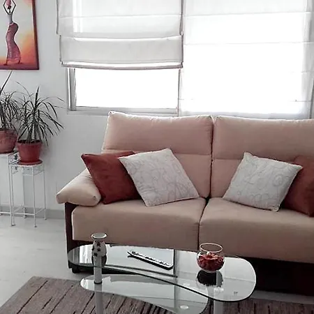 Studio Av. De A Coruna